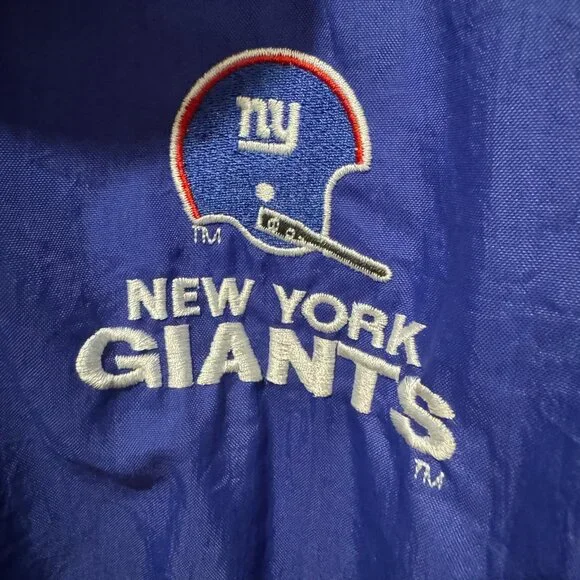 **Official Licensed Champion NY Giants Vintage Stadium Jacket – Size Medium**